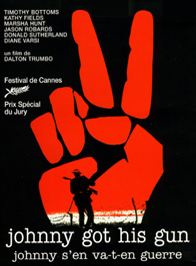 Image de l'objet « JOHNNY S'EN VA-T-EN GUERRE - DVD N°2078 »